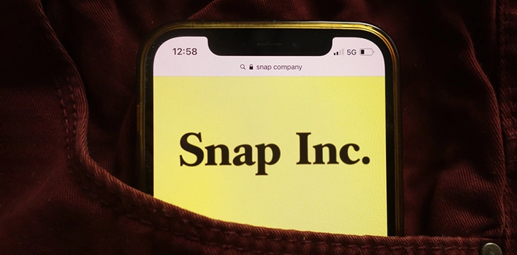 Snap Stock (SNAP:NYE) Analysts Rate Hold as stock Dives