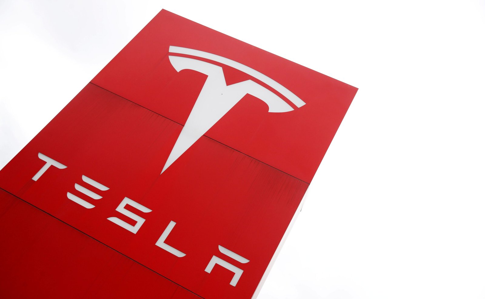 Tesla Inc. (TSLA) Stock Analysis & Analyst Coverage Update