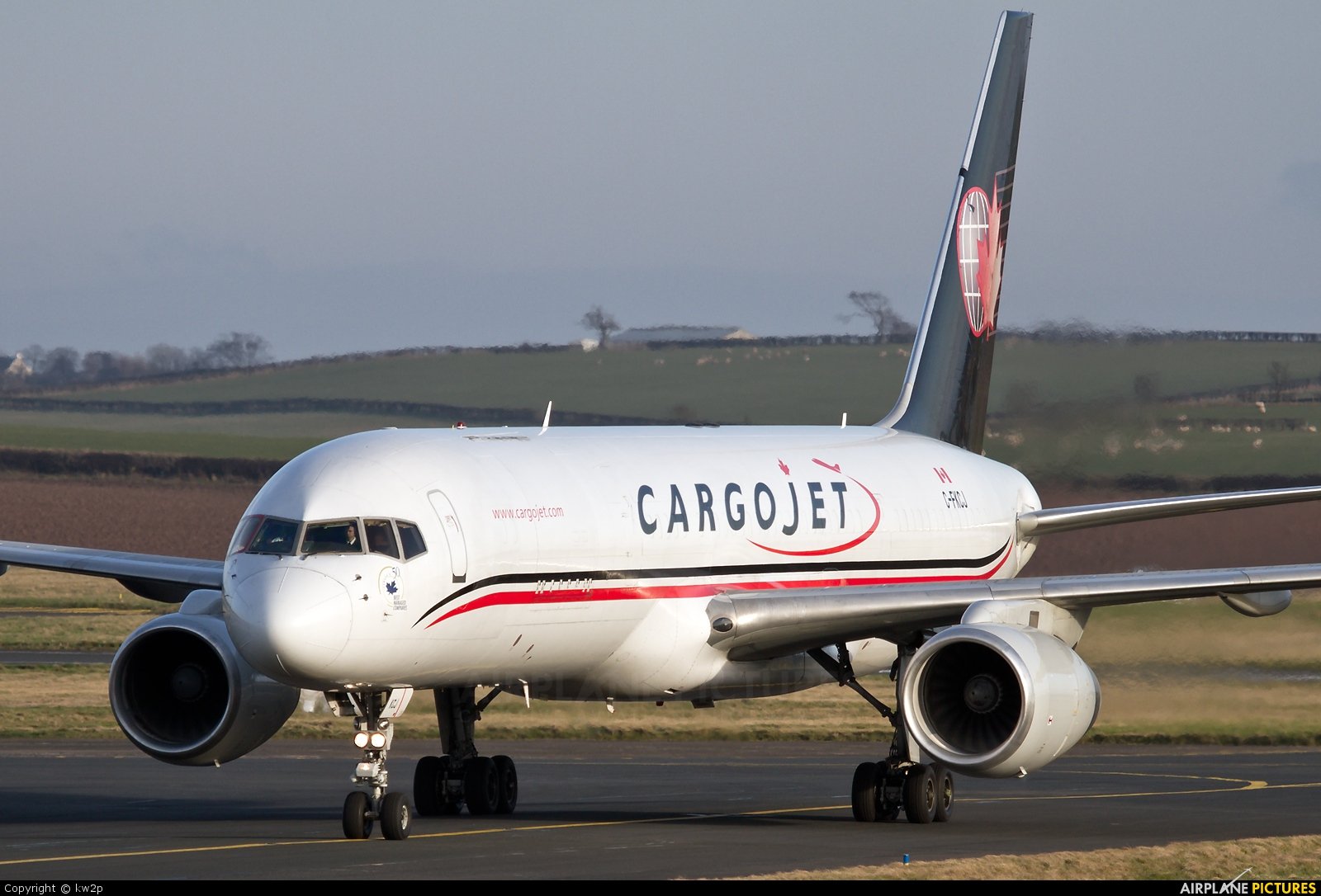Cargojet Inc: Analysts Rate as a"Top Pick" with 65% Upside Forecasted