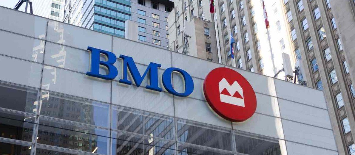 Bank of Montreal (BMO:CA) CIBC Raises Valuation on Outlook