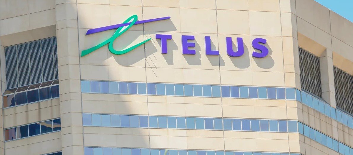 Telus Corporation (T:CA) Valuation is Starting to Look Attractive to Investors