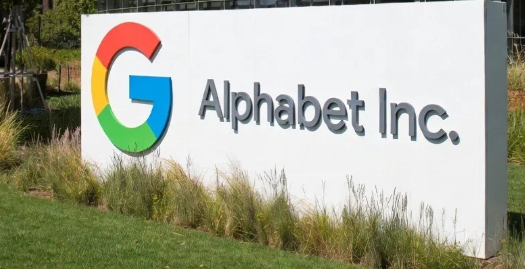 Alphabet Inc. (GOOGL) AI, Search, and Cloud Drive Morningstar’s $340 Target